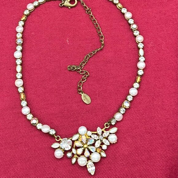 Sorrelli Signed Antique Gold-Tone Crystal & Faux Pearl Necklace - Picture 11 of 16